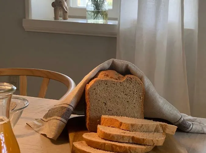 Bakkehuset 3*